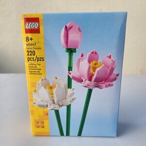 NEW LEGO Lotus Flower Decor Display Bouquet 40647 Stocking Stuffer Christmas Gif